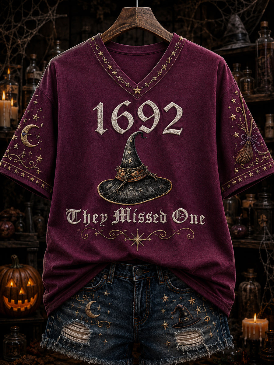 T-shirt imprimé à col en V pour femmes «1692 ils ont tout gâché»
