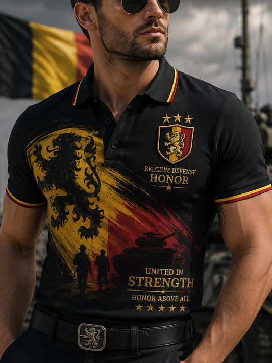 Polo homme à manches courtes au motif vintage de style militaire