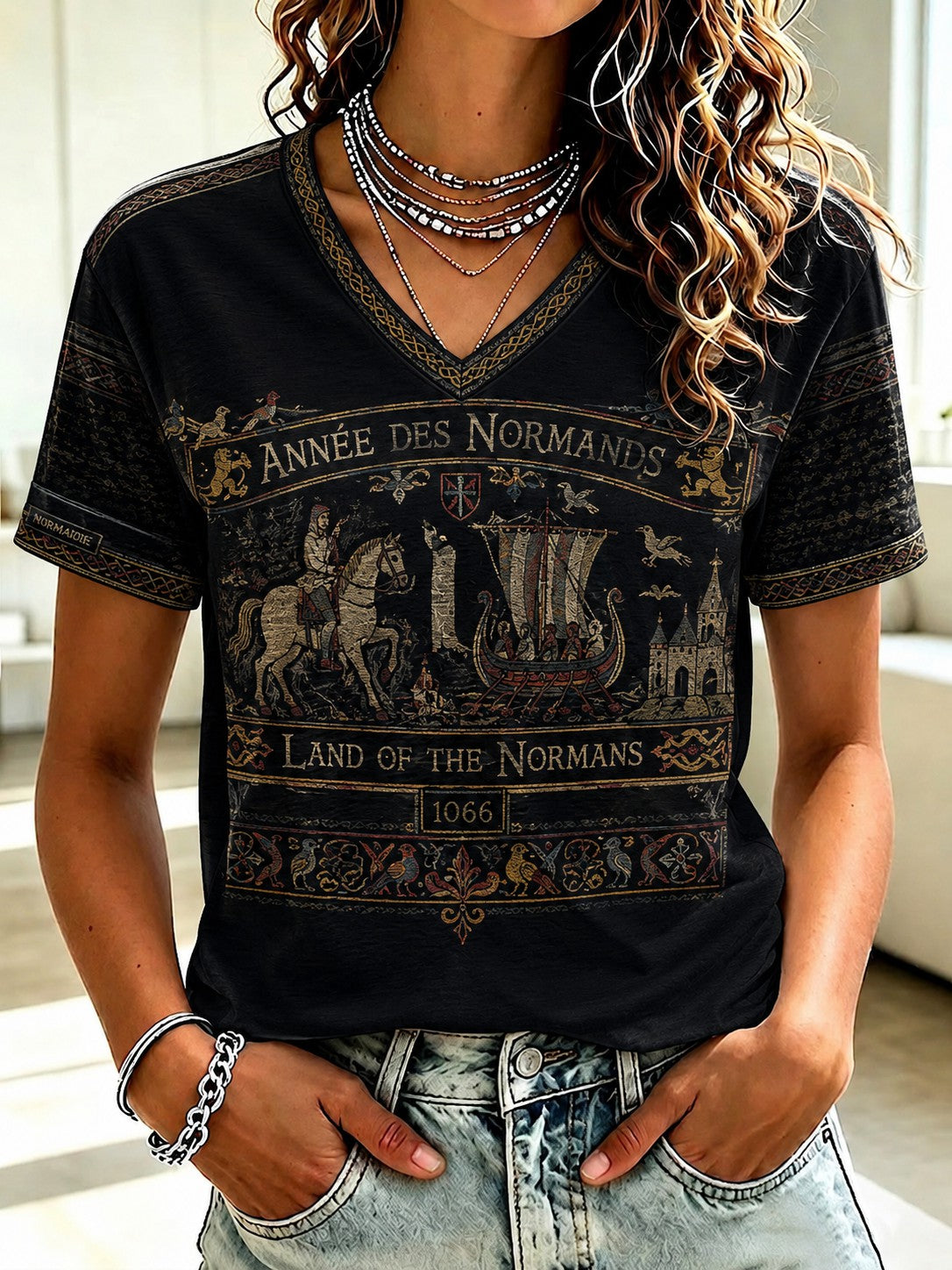 T-shirt femme à col en V imprimé Normandie, France