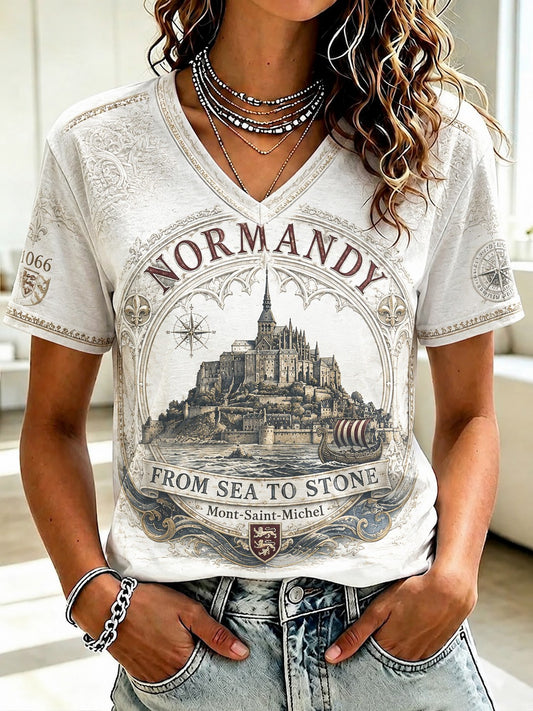 T-shirt femme à col en V imprimé Normandie, France