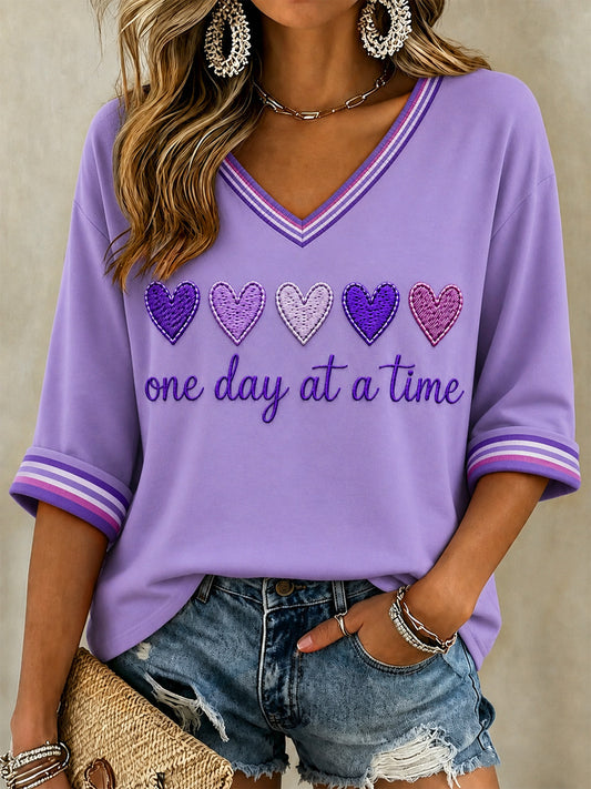 T-shirt imprimé à col en V pour femmes, sensibilisation à la maladie d'Alzheimer